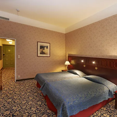 Imatran Valtionhotelli 酒店 4*