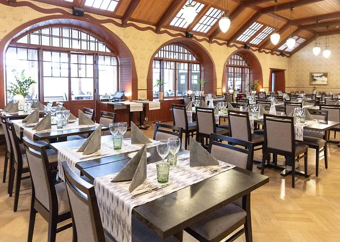 Отель Imatran Valtionhotelli 4*