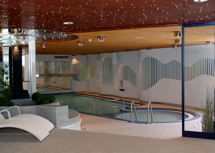 Отель Imatran Valtionhotelli 4*