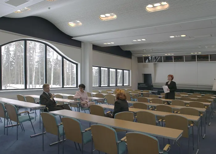 Imatran Valtionhotelli אימטרה